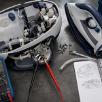 Diagnostic panne centrale vapeur : test au multimètre sur centrale ouverte