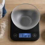 Balance cuisine électronique pour précision et rangement, écran tare visible